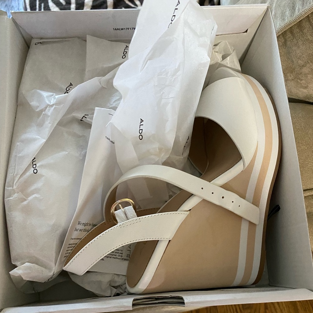 Aldo wedges